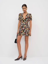 Akaia Dress