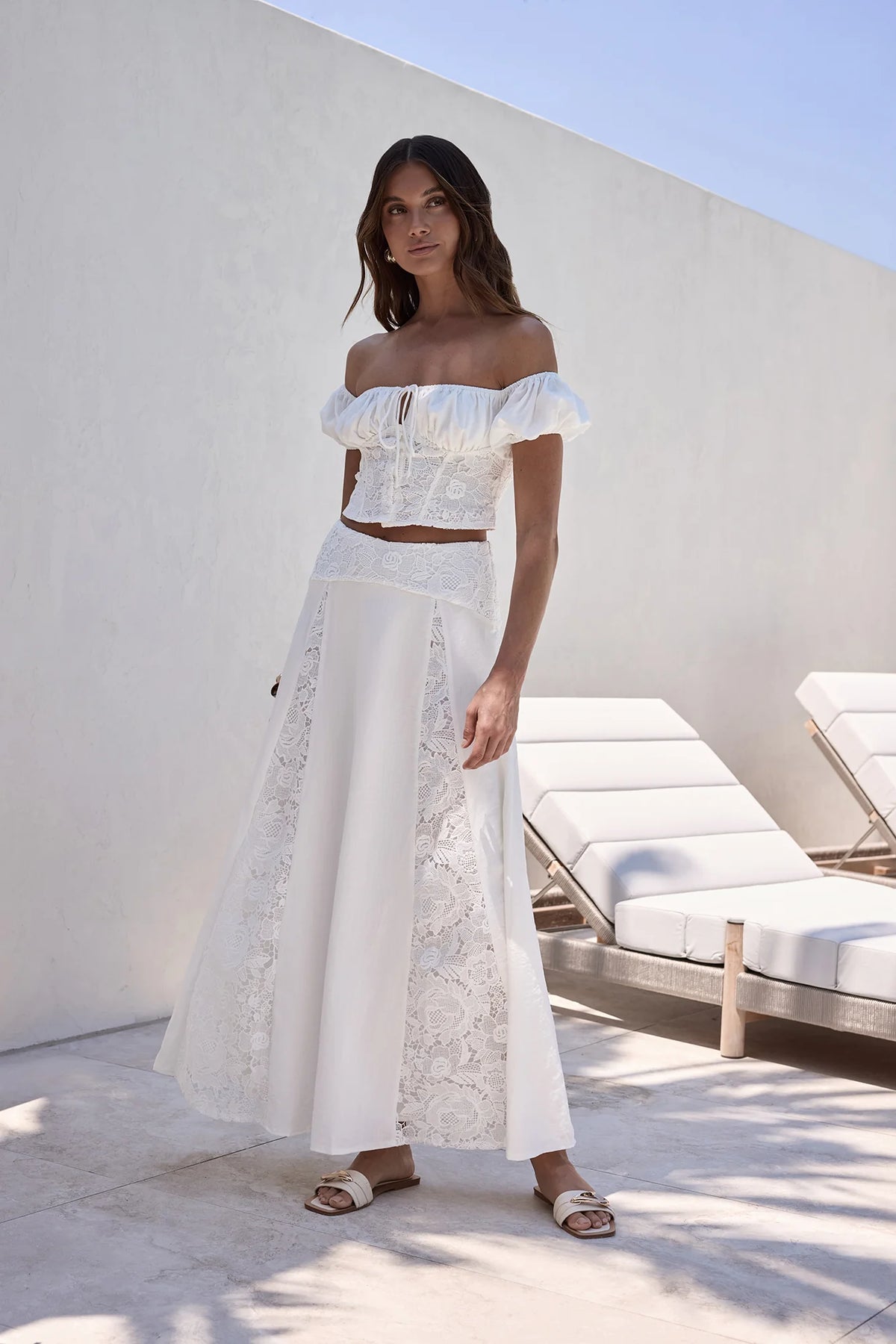 Sandy Shoreline Set White
